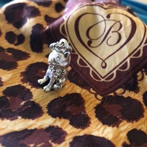 BRIGHTON CAT CHARM WITH BRIGHTON HEART COLLAR